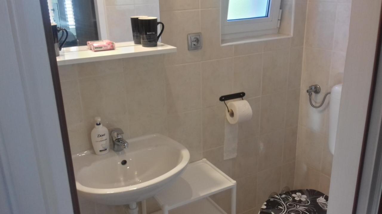 Apartman Cvita Rab Palit Eksteriør billede